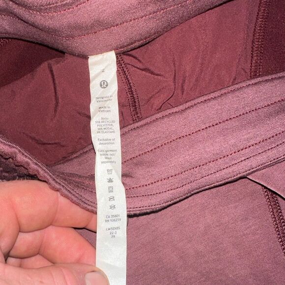 Lululemon Brushed Softstreme Split-Hem High-Rise Pant
Red Merlot - Picture 5 of 14